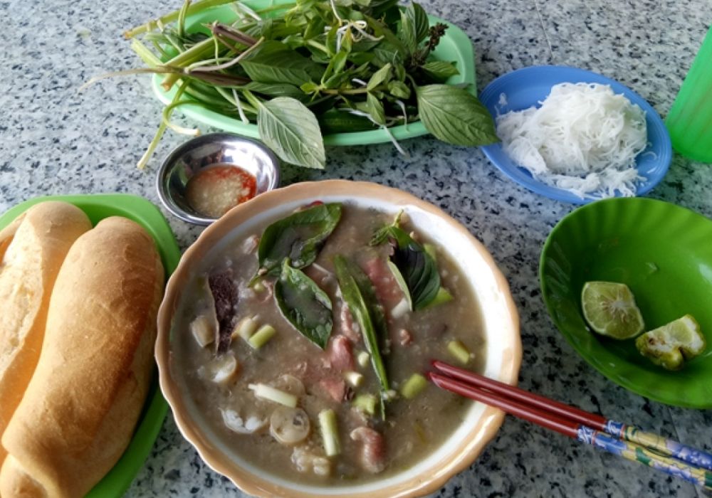 Chào bò tri tôn (ảnh sưu tầm)